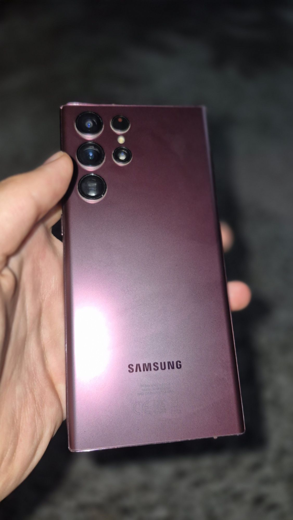 Samsung Galaxy S22 Ultra 128 GB бордо
