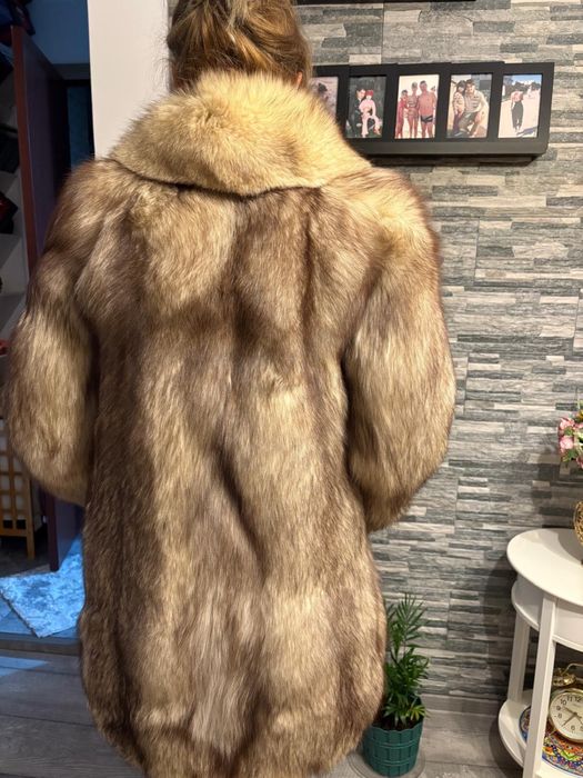 Haina blana naturala vulpe argintie