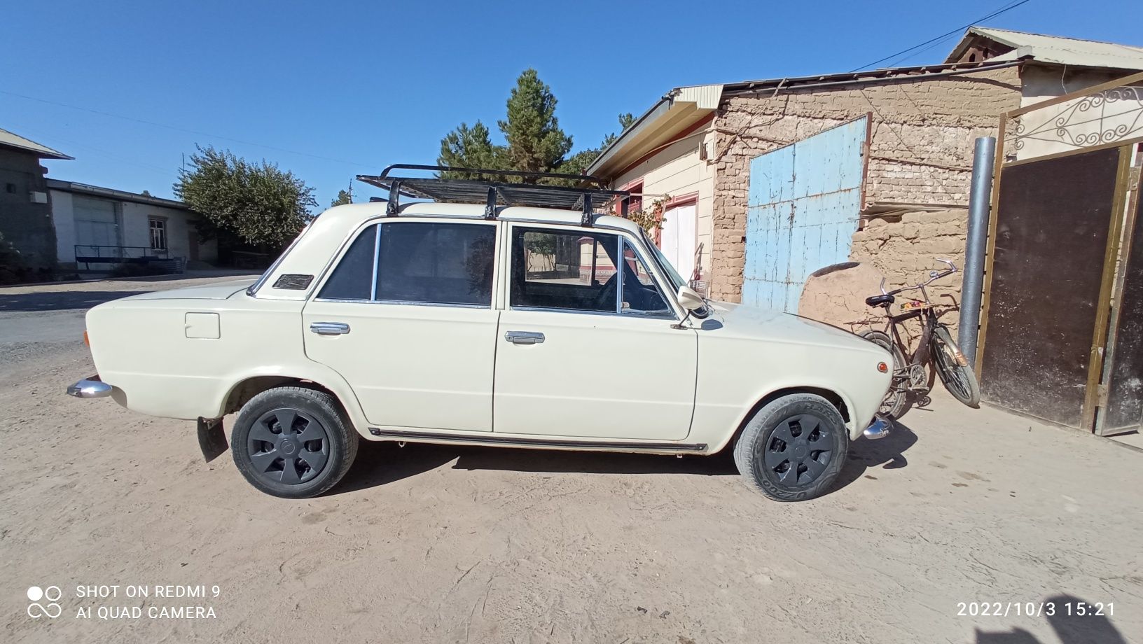 Vaz 21013 yili 1983