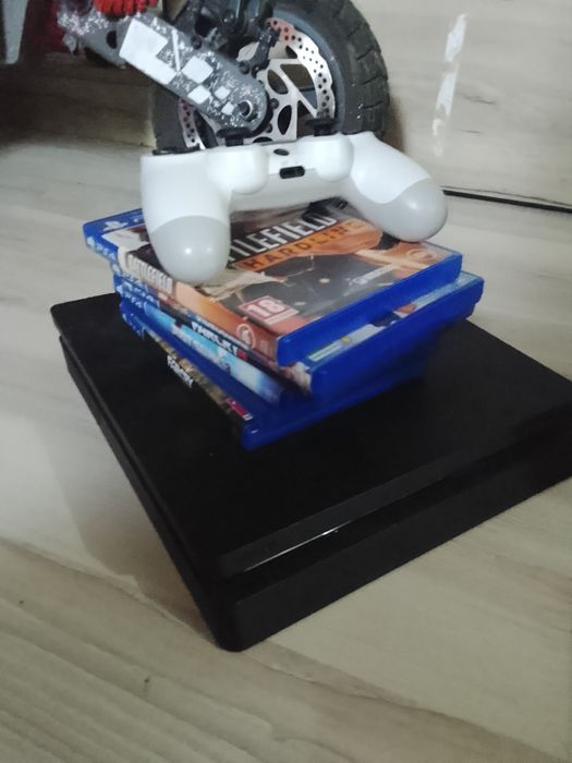 Ps4 slim plus jocuri