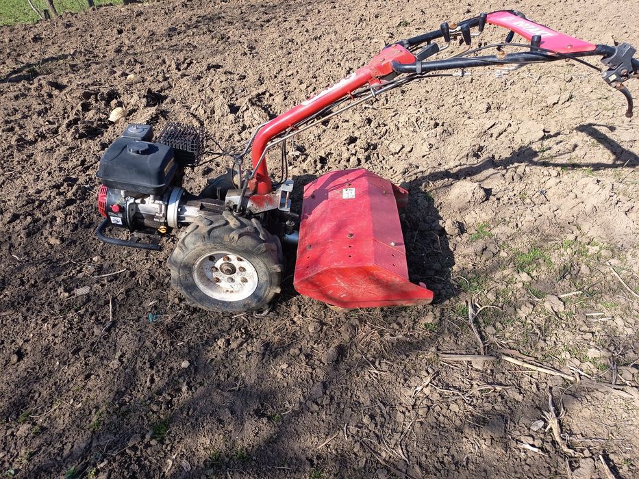 Motocultor multifuncțional Rotakt MF 360 cu freza și bara de cosire