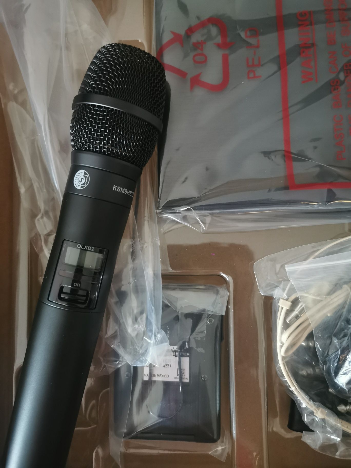 Microfon QLXD2/KSM9 made în Mexico!
