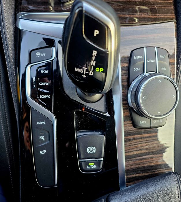 Bmw 530e  i performance plug in hibrid