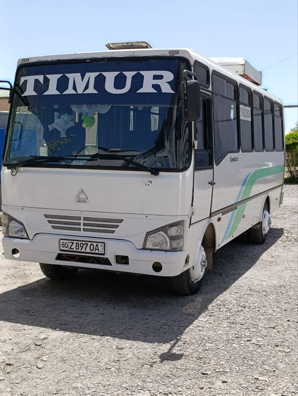 Odam tashish uchun isuzu avtobus