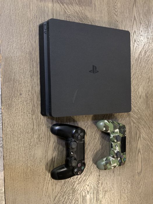 Продам PlayStation 4 slim 500gb