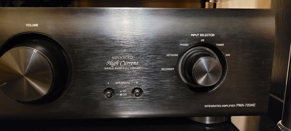 Стерео усилвател Denon PMA-720AE