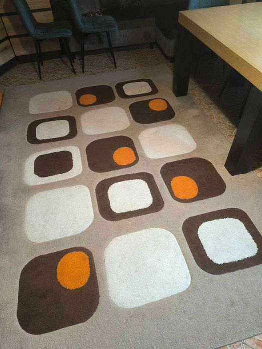 Килим 200 х 290 бежово и оранж