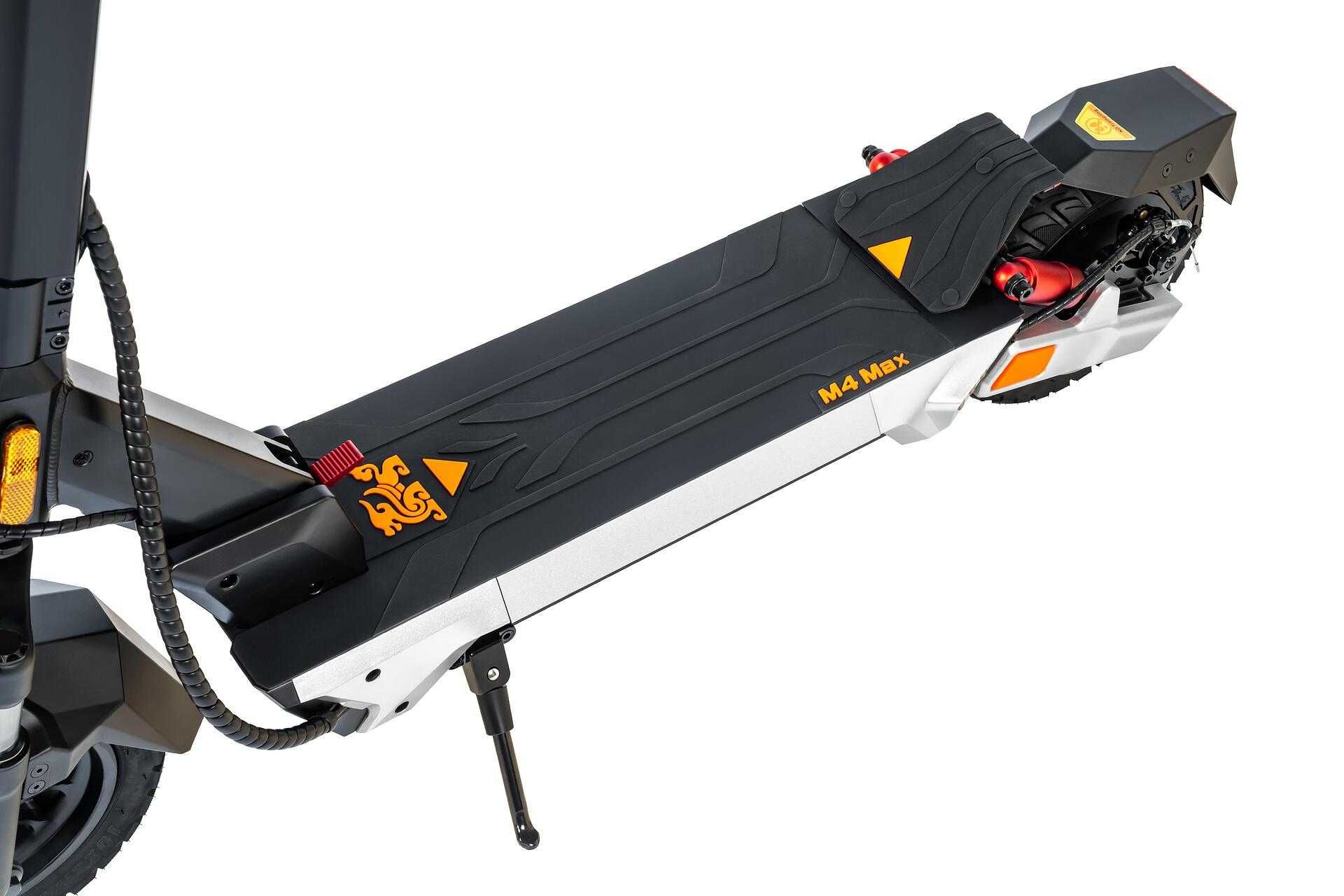 KUKIRIN M4 MAX 800W 18.2 Ah 70км 45 км/ч Електрическа тротинетка