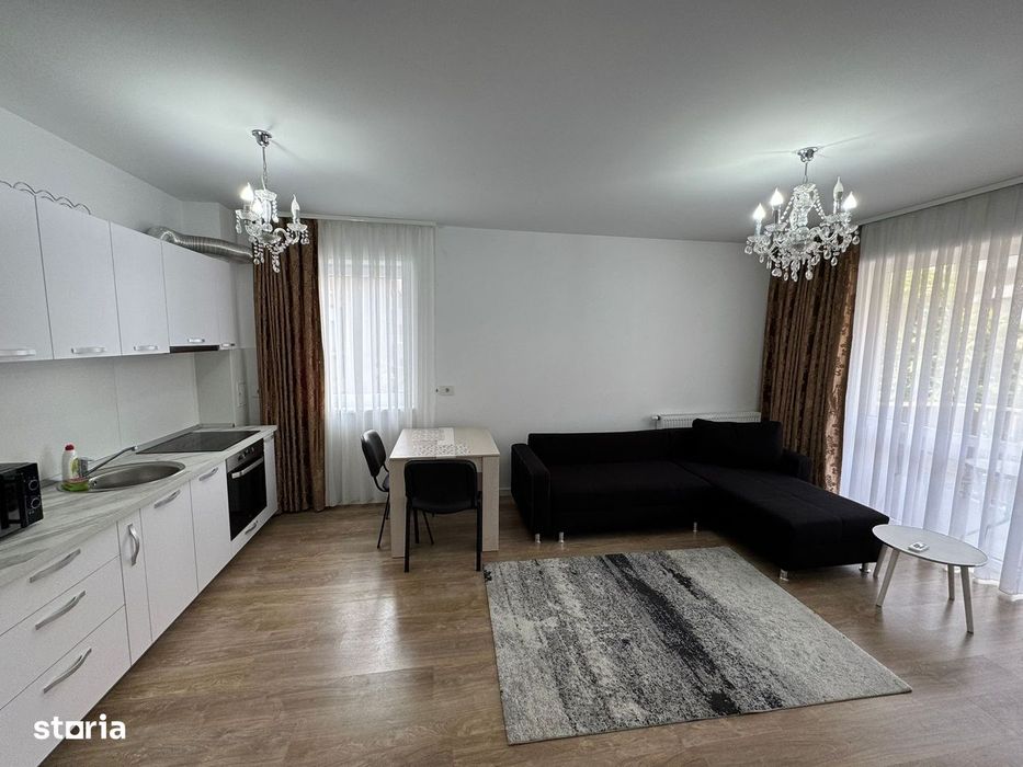 Apartament de inchiriat cu 2 camere in Prima Universitatii cu parcare