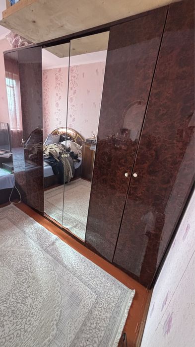 Спальный гарнитур