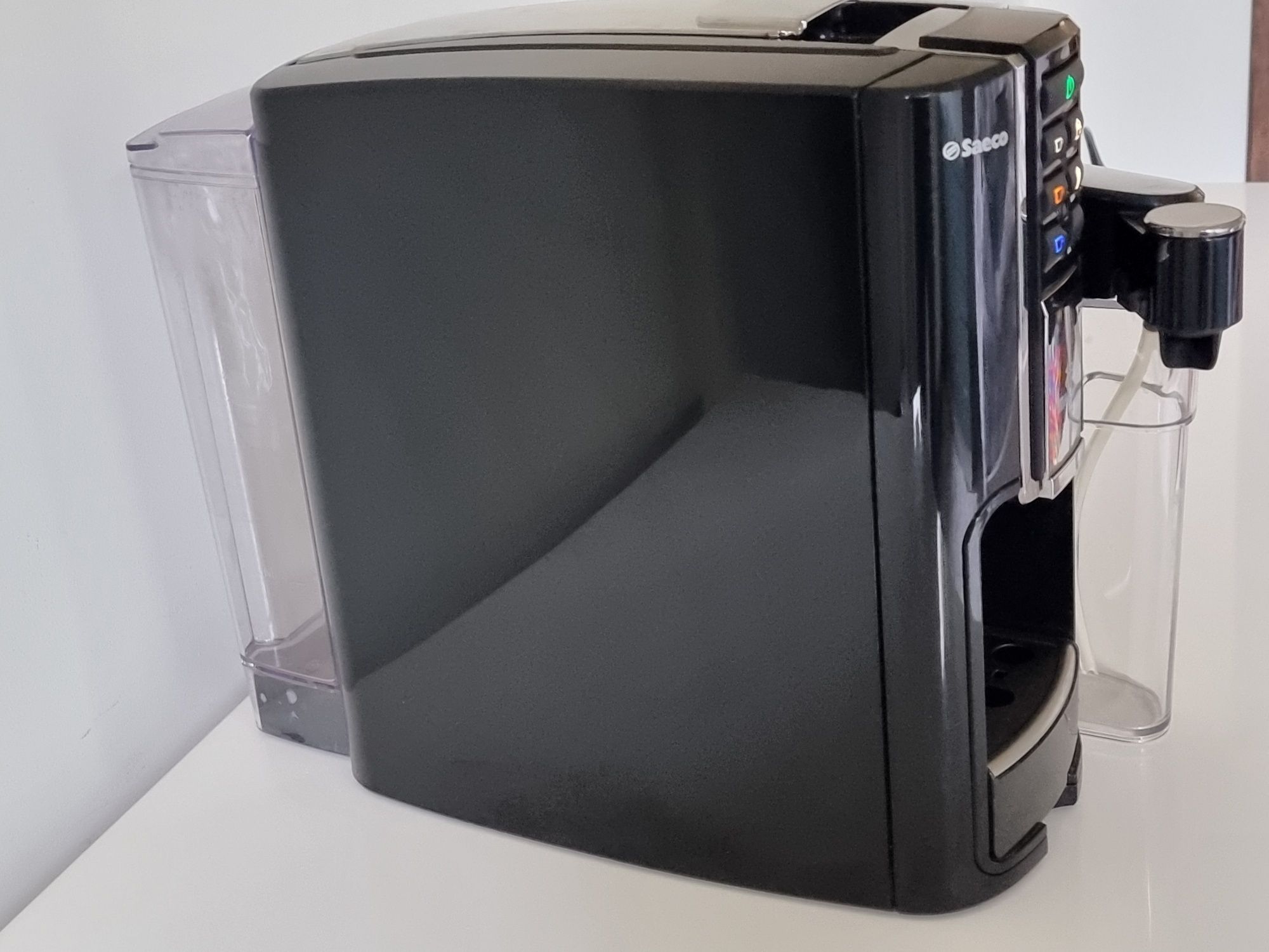 Saeco Tchibo Cafissimo Latte HD8603