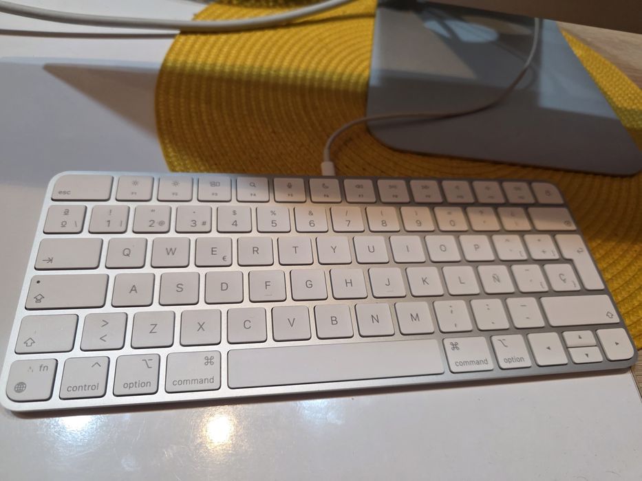 De vanzare iMac Retina 5K 27inch din 2017