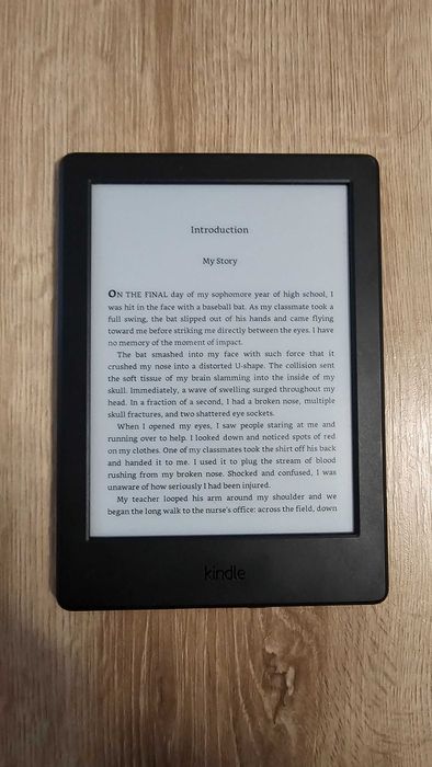 Ebook reader Kindle gen 8 th ,5000carti,