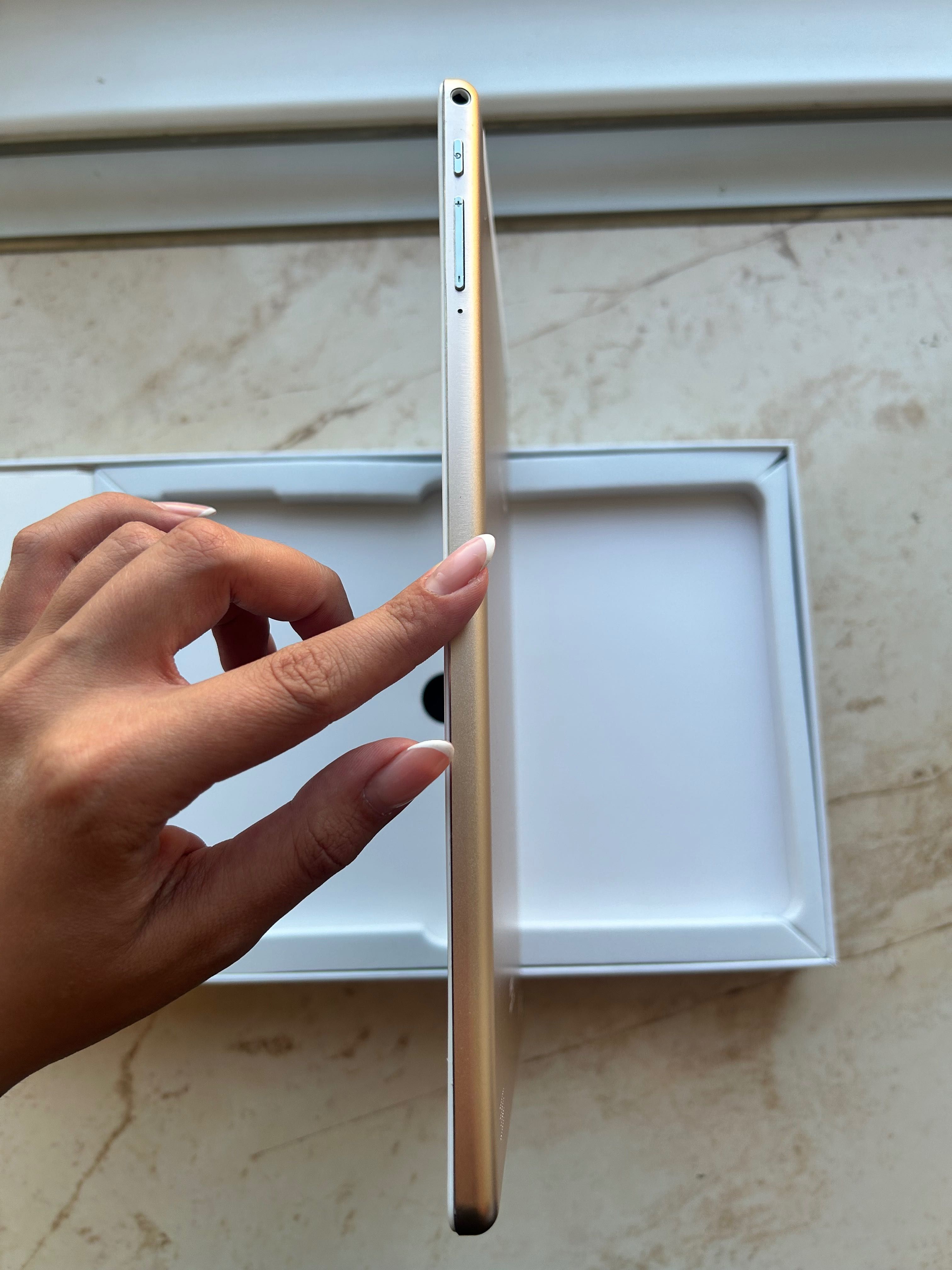 Tablet с клавиатура и мишка 64GB