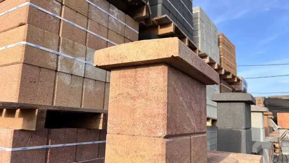 Capac Gard cu Picurator - Coame Stalp - Placa de Acoperire 46/28/6