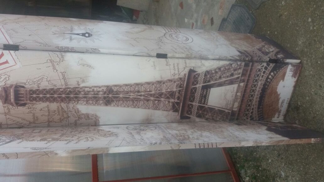 Paravan pliabil ,decor cu turnul Eiffel