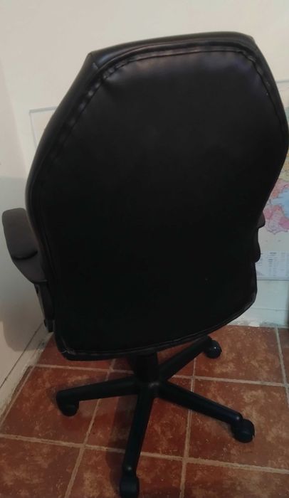 Геймърски стол  черен