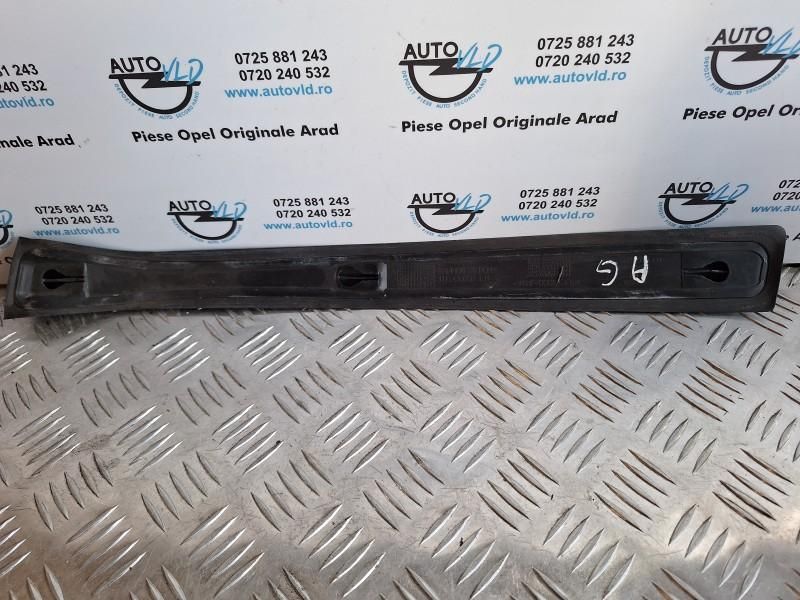 Cheder stalp usa stanga fata Opel Astra G