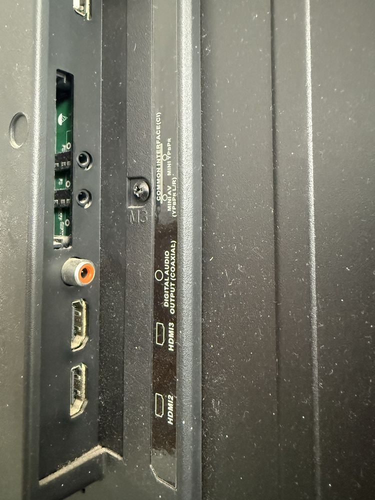 Tv Haier 75 cm stare buna