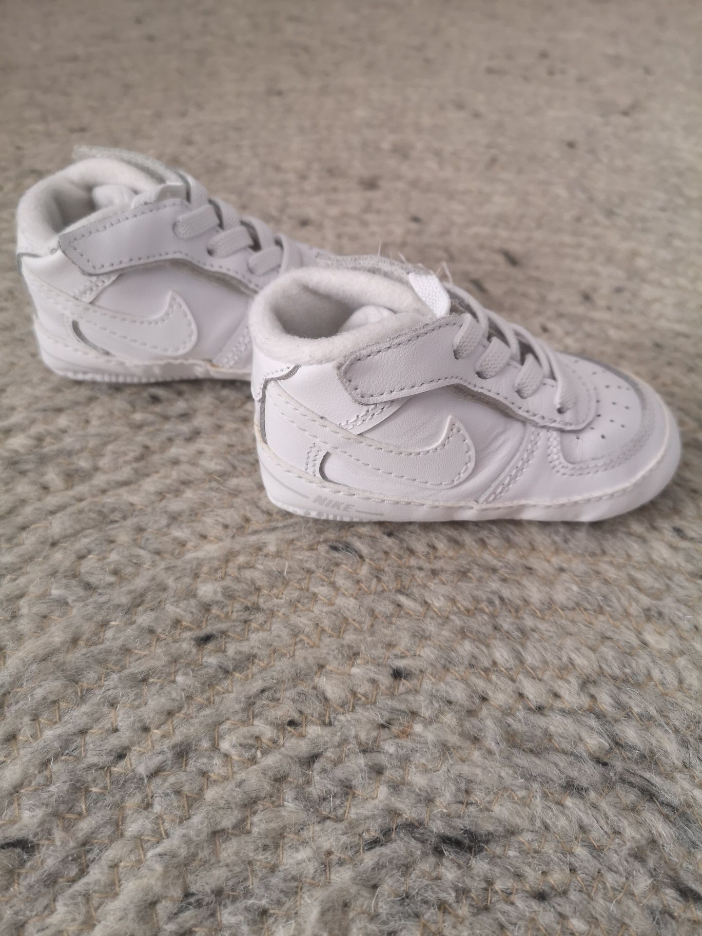 Adidasi/pantofi sport Nike pentru bebelusi marimea 18.5, 9 cm