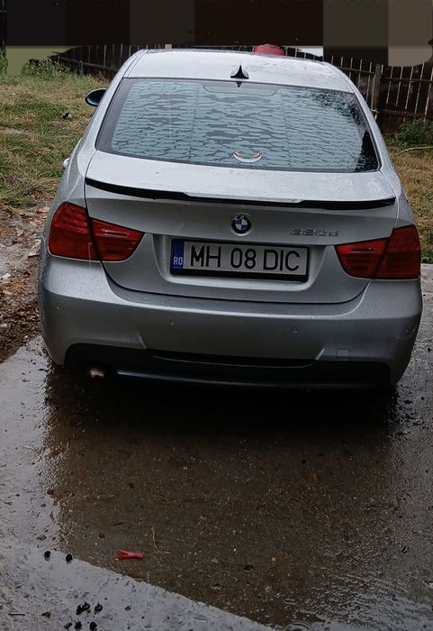 Vand bmw e90 volan pe dreapta
