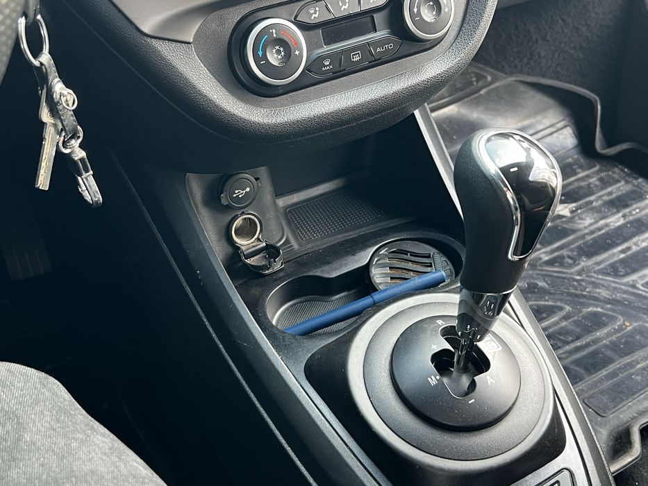 Lada vesta sw 1.8 full pozitsiya