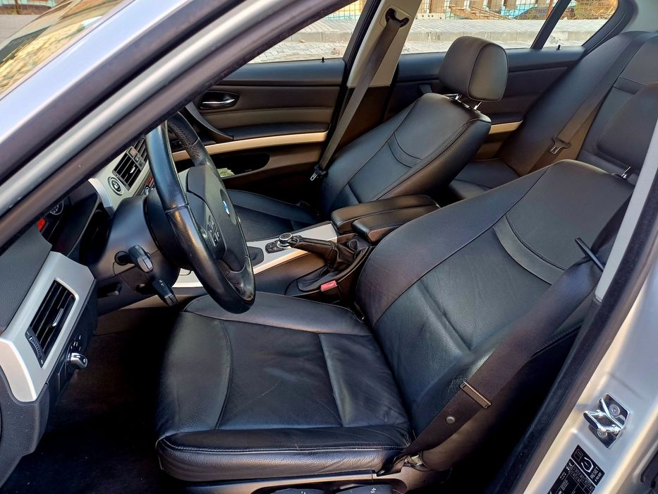 Bmw seria 3, 2009, Euro 5, navi, trapa, Xenon, piele