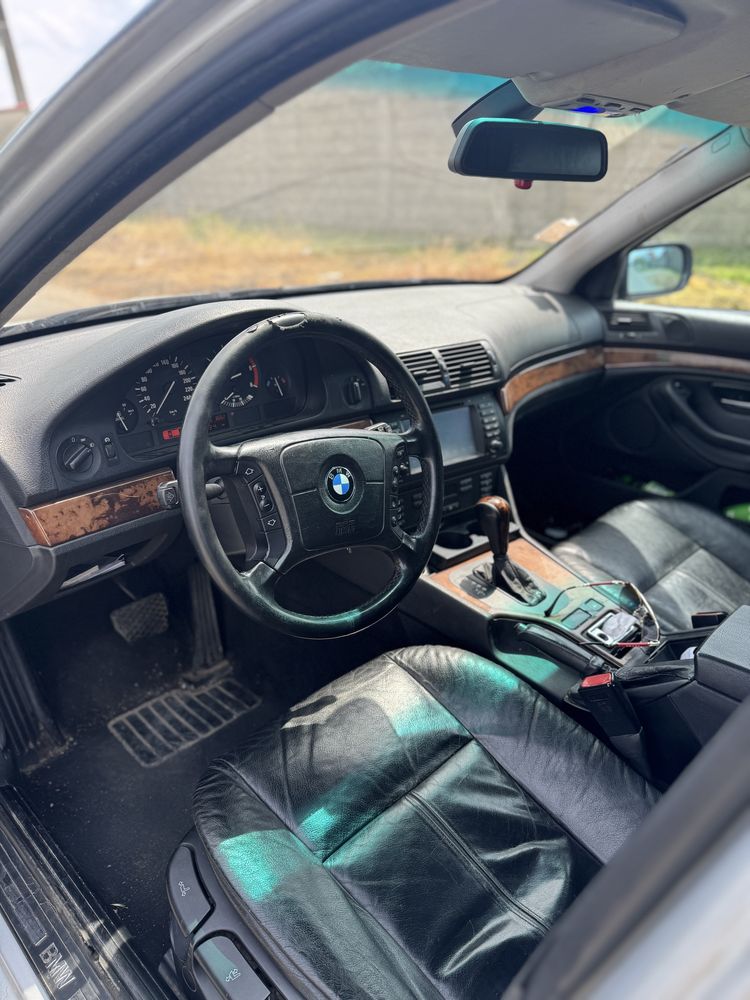 Bmw seria 5 530d an 2001 schimb cu decapotabila