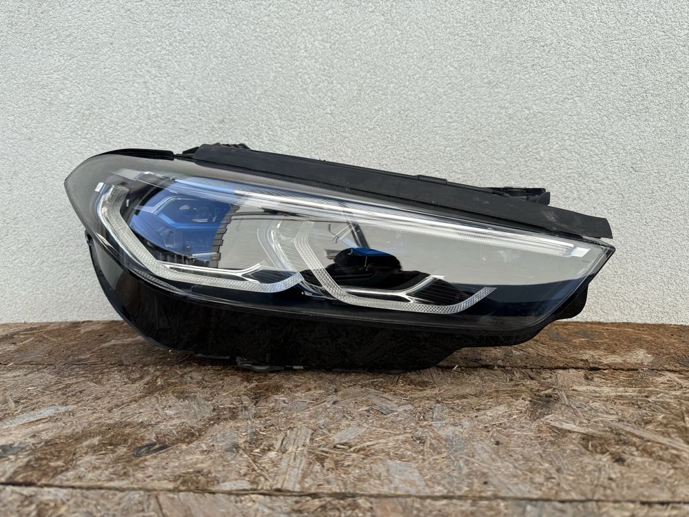 Far dreapta BMW Seria8 M8 G14 G15 G16 Full LED LASER Original Europa