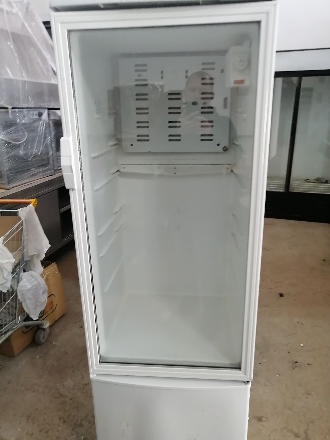 Холодильник витрина с морозилкой б. У