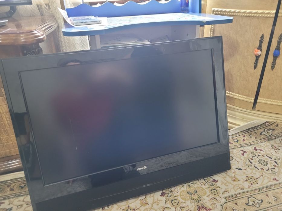 телевизор хорошом состояние  продам Срочно