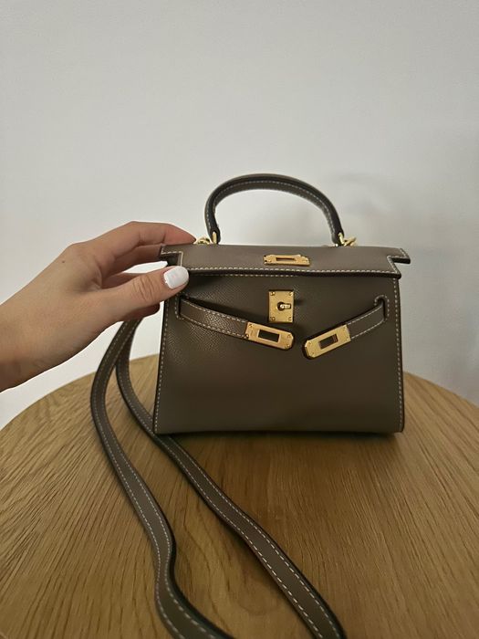 Мини дамска чанта