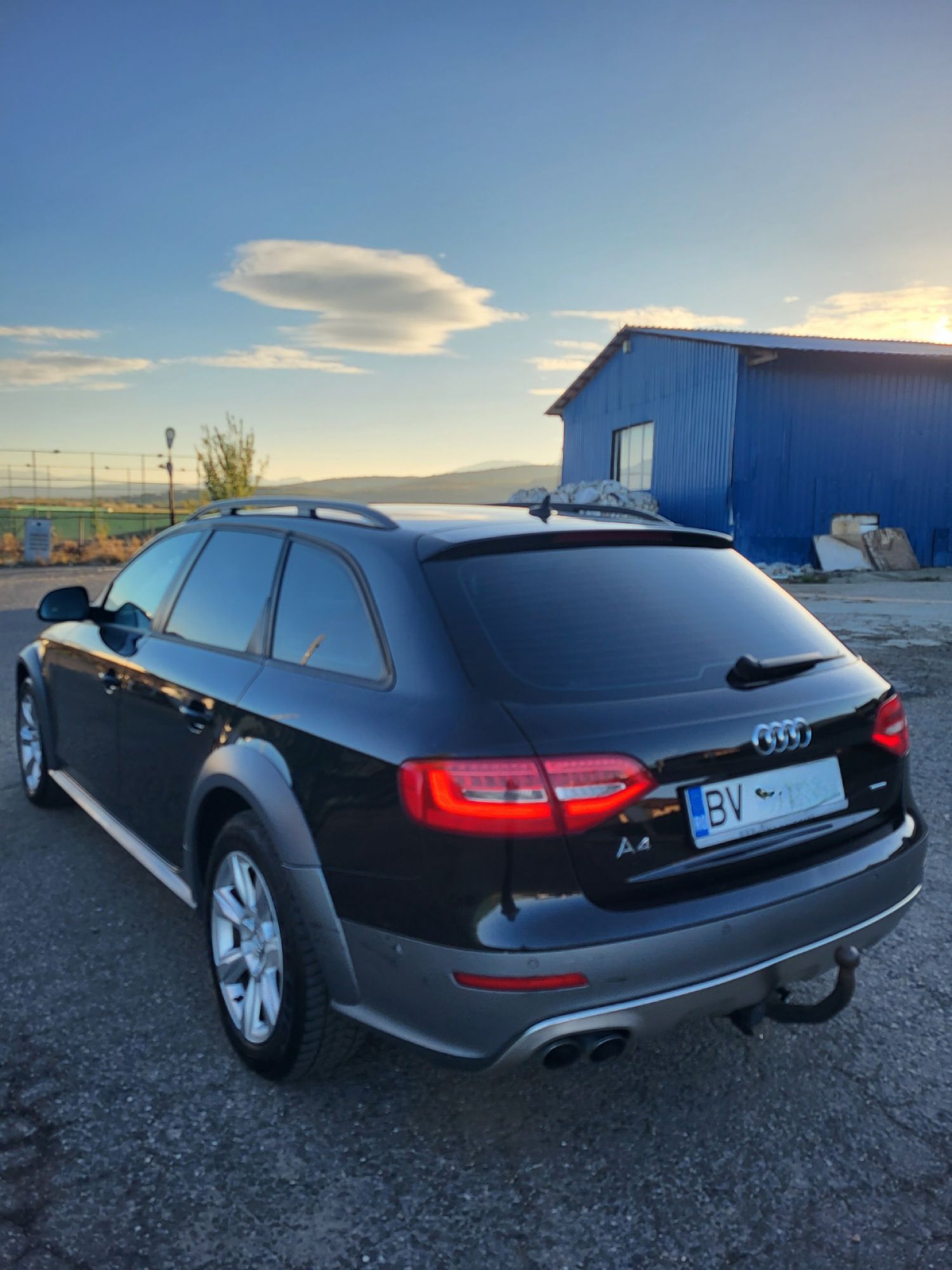 Audi a4 allroad 2014