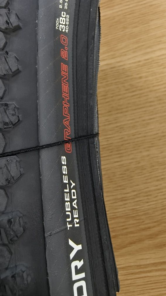 700 x 38C Vittoria Terreno DRY Gravel 4C Graphene 2.0 TLR Fold