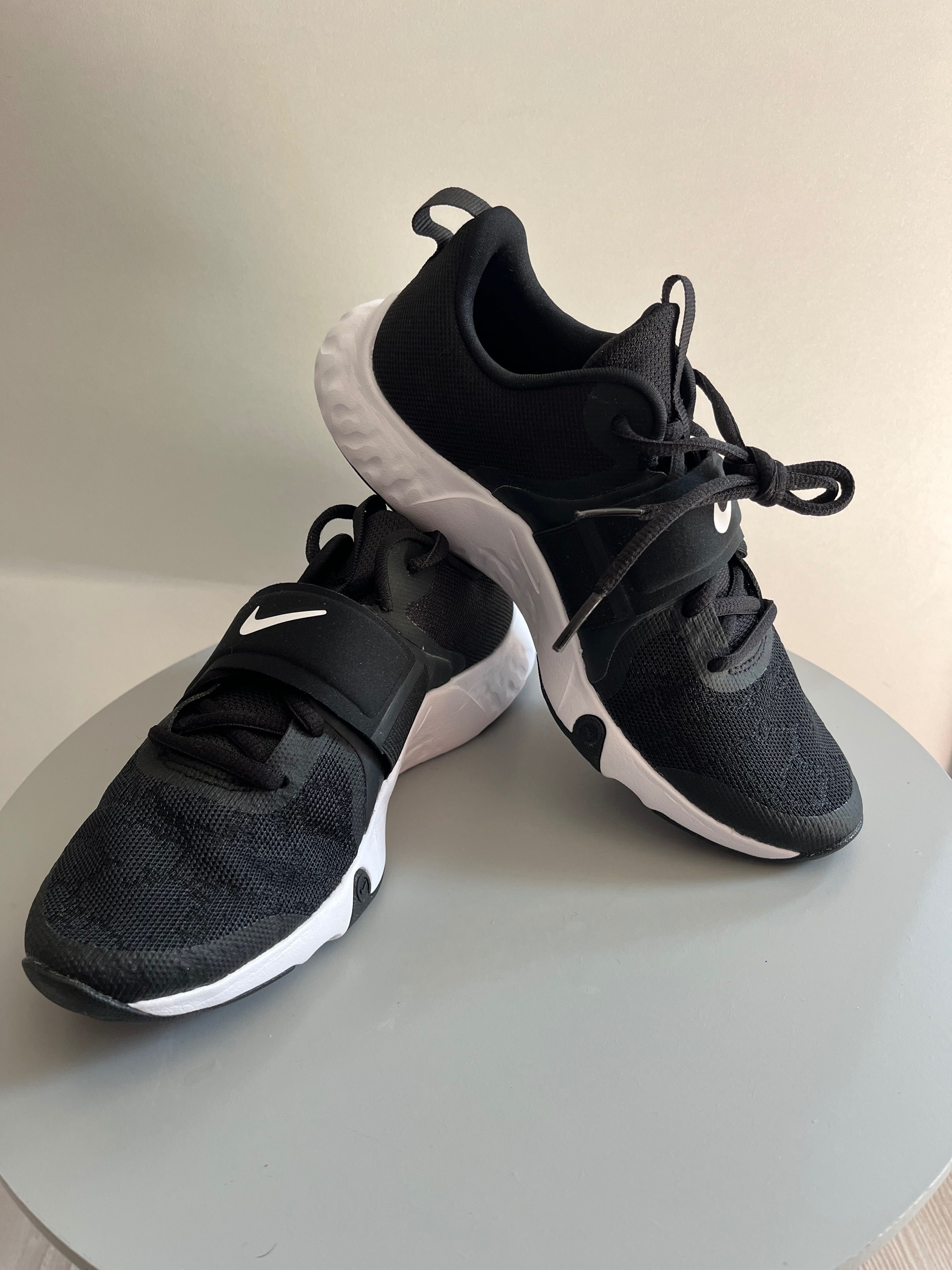 Нови маратонки Nike