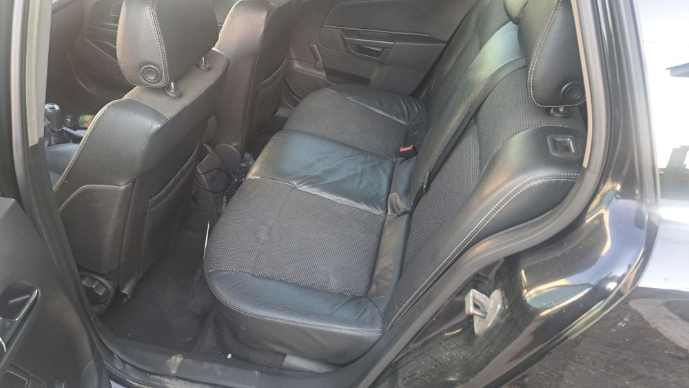 Dezmembrez opel astra h 1.7 diesel