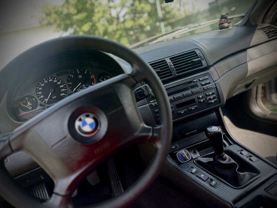 Vand bmw e46, mai multe detalii la nr de telefon