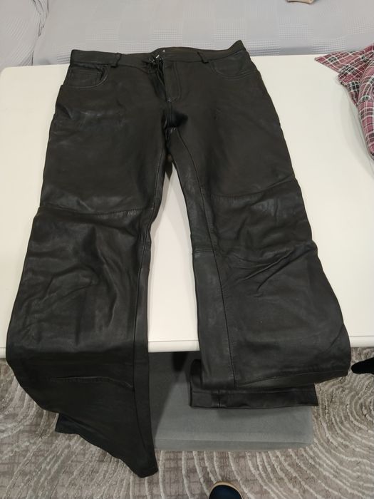 Яке, панталон и блуза-моторджийски