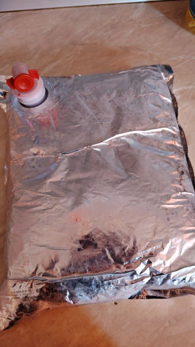 Vând suc aronia cu mar