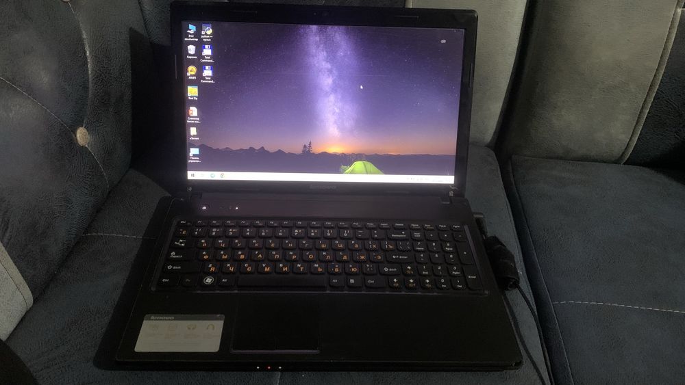 Lenovo noutbok sotiladi