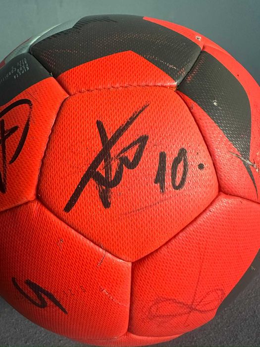 Minge fotbal semnata de U Cluj