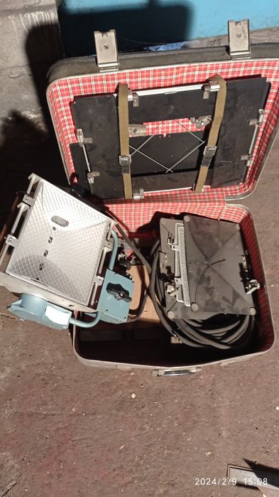 Софиты на треноги в чемодане, раритет