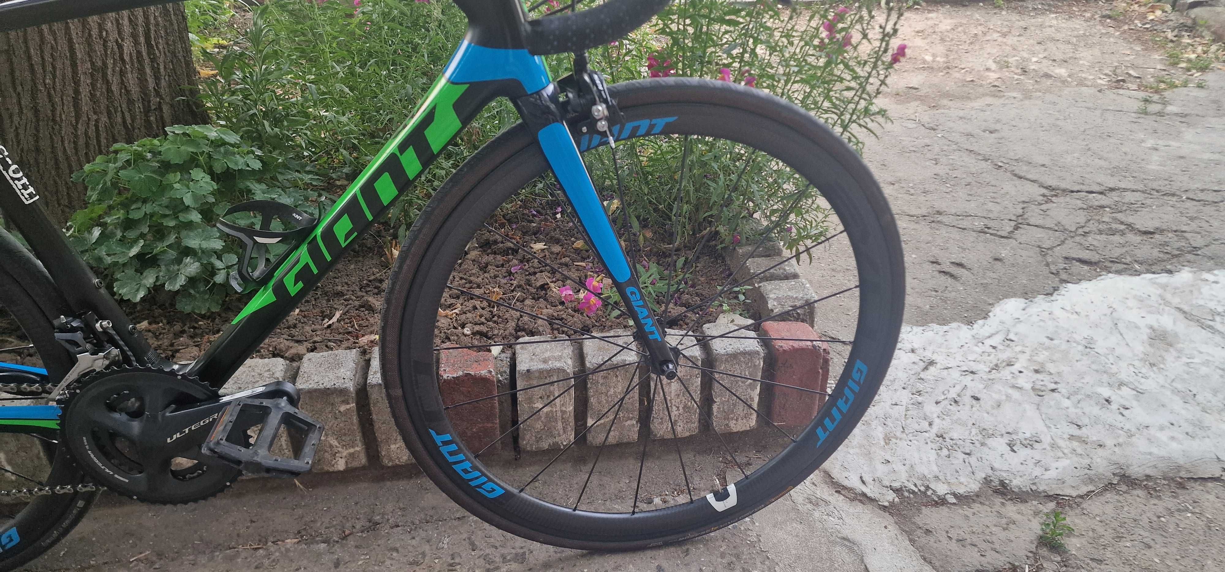 Шосеен велосипед Giant Tcr Advanced pro 1