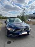 VW Passat Advance 1.4 TSI 125 CP, an 2018, Albastru, Trapa electrică