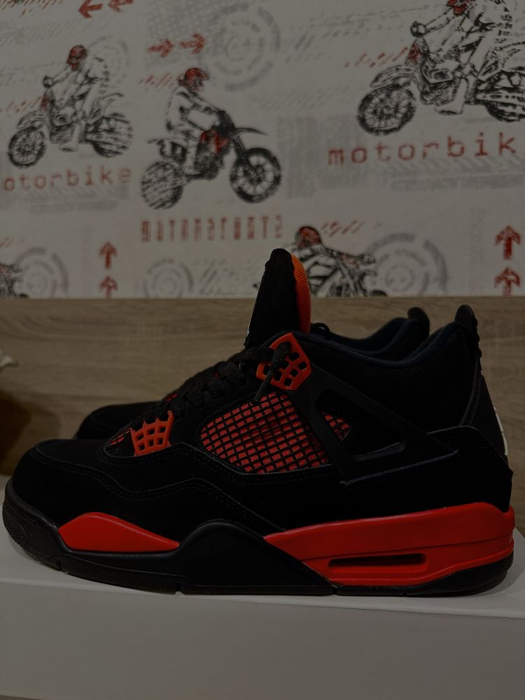 Jordan 4: Red Thunder