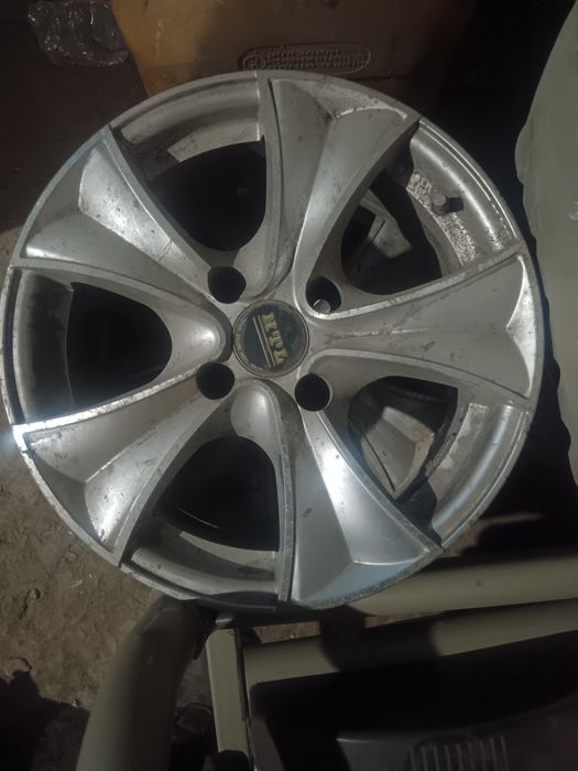 Диски на ауди продам