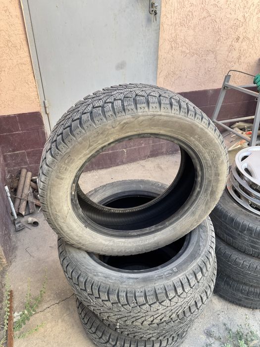 Шины  зимние R16