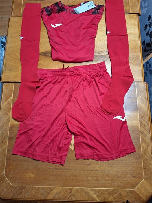 Vând tricou de portar Joma Zamora VIII - roşu (mânecă lungă)