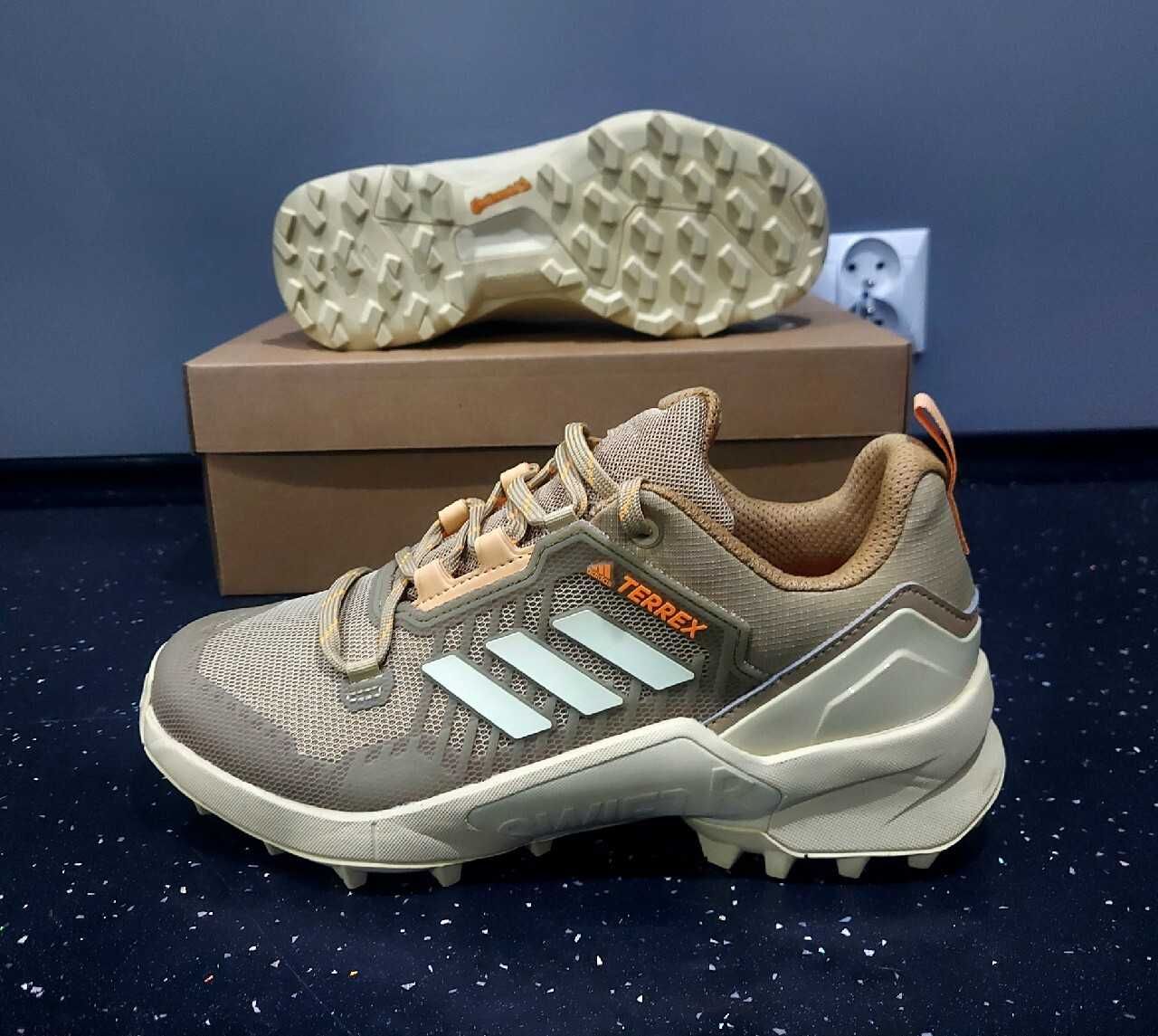 Оригинални маратонки * ADIDAS TERREX SWIFT R3 * EU42 2/3