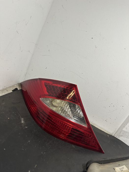 Stop stanga spate Mercedes CLS W219 Stop dreapta spate Mercedes CLS